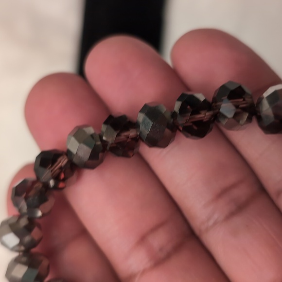 Avon|I Wish You Beaded Bracelet-PROTECTION- Purple Stone and Black Crytals Beads - Picture 7 of 11